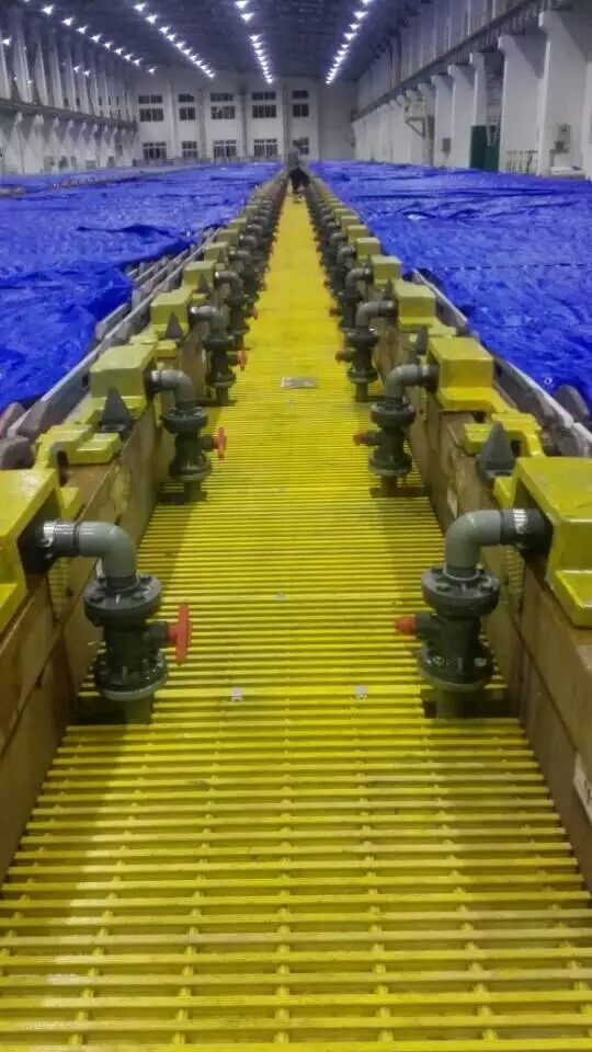 我司圓滿完成(chéng)廣西金川有色金屬公司(sī)電解廠拉擠格柵走道(dào)板安裝服務(圖1) 我司圓滿完成廣西(xī)金川有色金屬公司電解廠拉擠格柵走道板安裝服務(圖1)